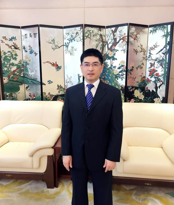 黄绍满